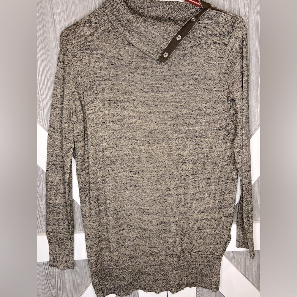 B15.5 GAP Snap Turtleneck Sweater Long Sleeve Tan/Brown XS